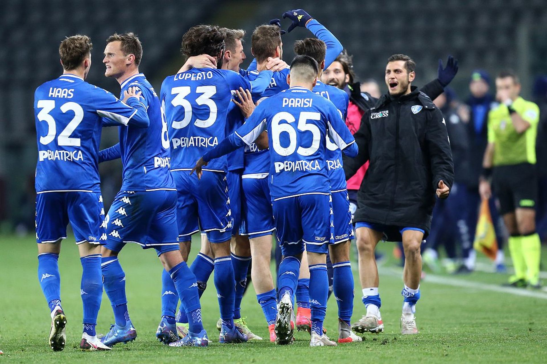 并最终以 并最终以